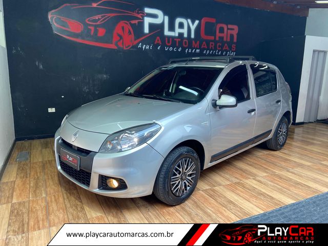 RENAULT SANDERO 2014